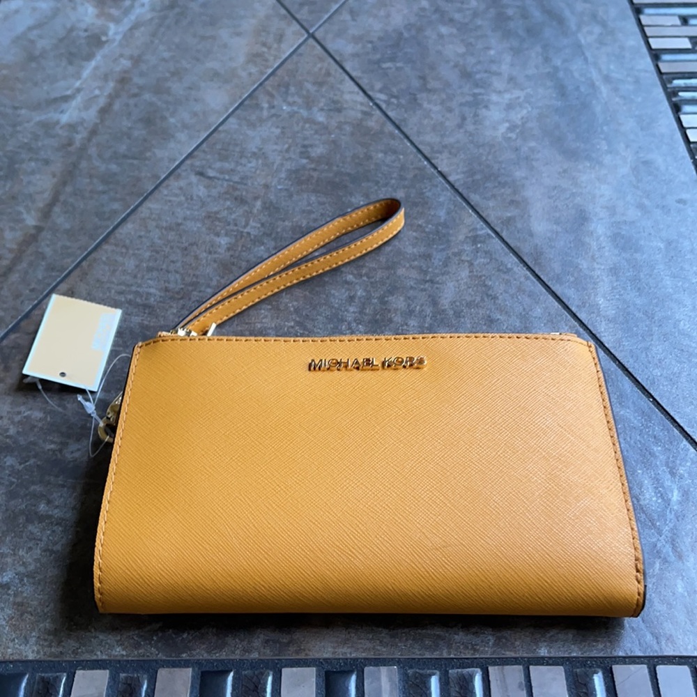 Michael Kors Jet Set Travel Marigold Double Zip Wristlet Leather - Picture 2 of 16